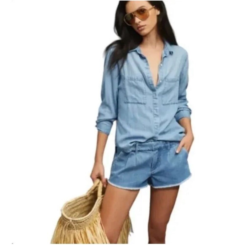 Anthropologie Pilcro Pleated Chambray Denim Fray Hem Shorts